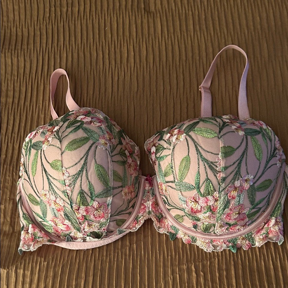 Victoria's Secret Pink and Green Floral Bra
